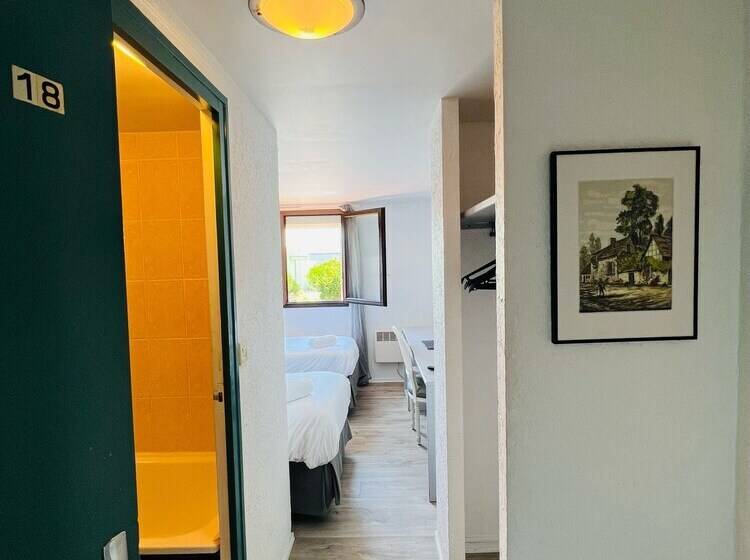 Номер Стандарт, Hôtel Le Forestia
