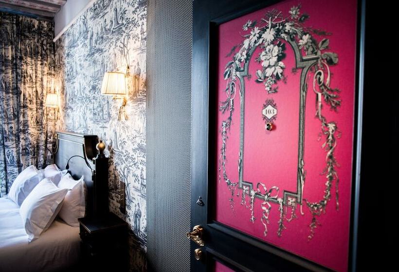 Chambre Classique, Hôtel De Joséphine Bonaparte