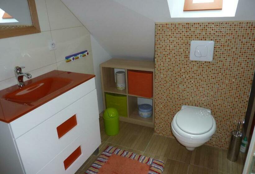 اتاق استاندارد چهار تخته, Les Chambres D Oriane