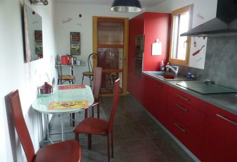 اتاق استاندارد چهار تخته, Les Chambres D Oriane