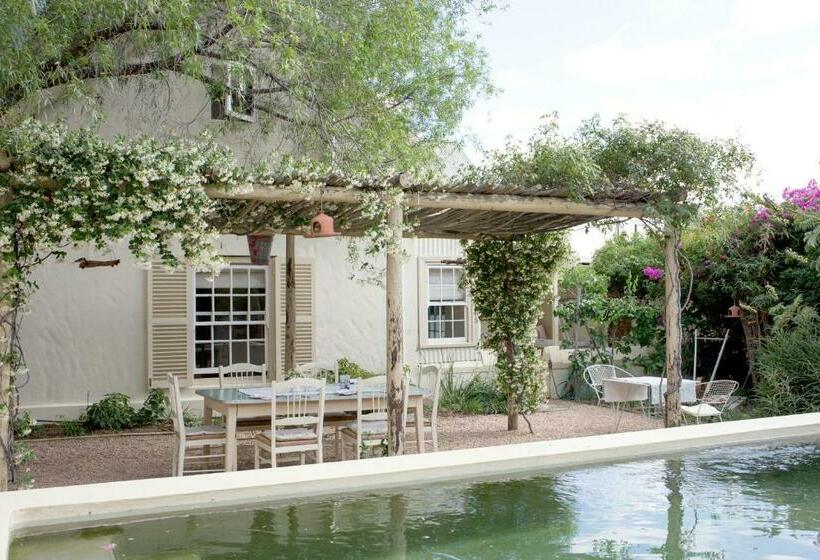 Люкс, Prince Albert Country Stay