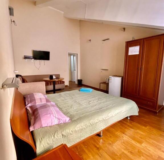 غرفة قياسية, Esentai Hostel