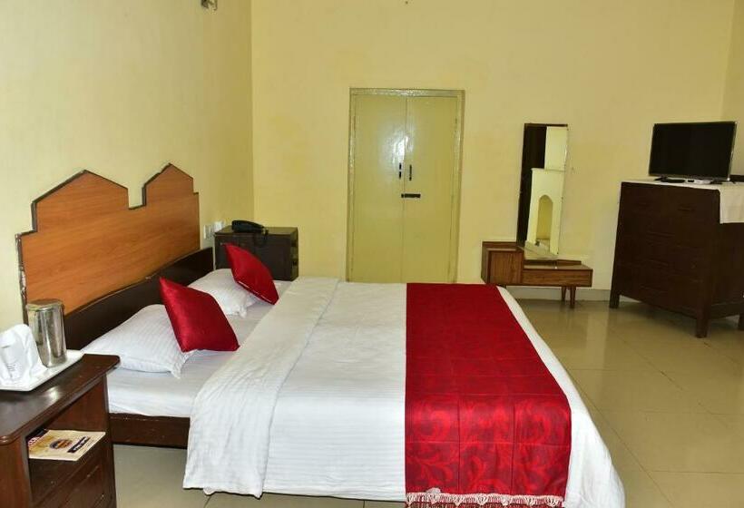 اتاق استاندارد, Kstdc Hotel Mayura Sudarshan ,ooty