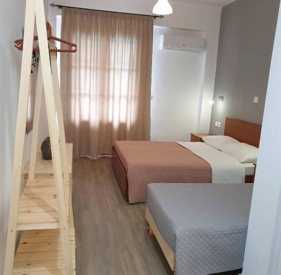 海景标准带阳台一室公寓, Apart Hotel Llazari