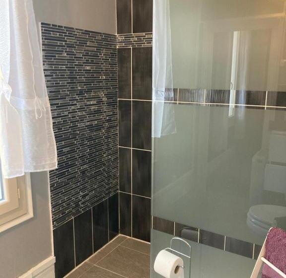 غرفة قياسية مطلّة علي الحديقة, La Villa Celine