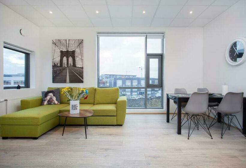 استودیوی لوکس, Blue Mountain Apartments By Heimaleiga