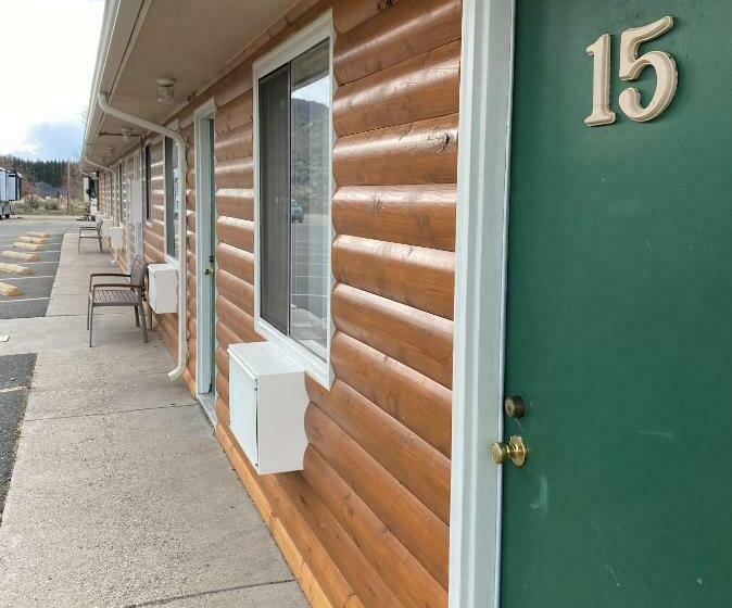 Quarto Estandar, Green Creek Inn And Rv Park