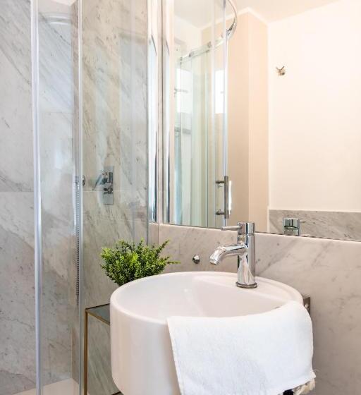 اتاق استاندارد, Moncada Suites & Apartments