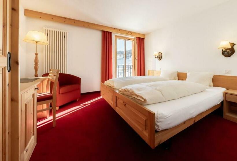 스탠다드 룸, Chesa Pool