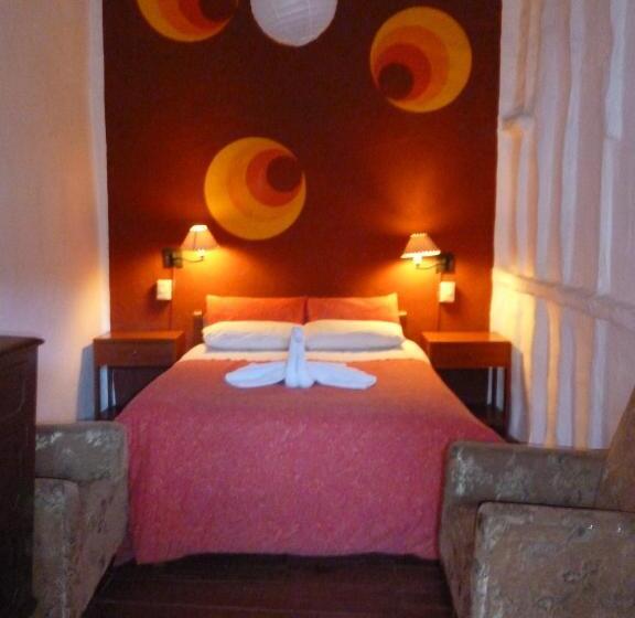 Quarto Estandar Banheiro Compartilhado, Pirwa Backpackers Colonial
