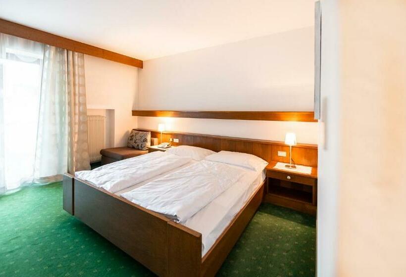Номер Стандарт, Reipertingerhof