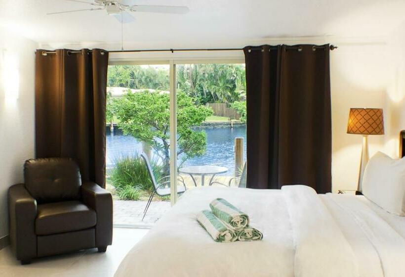 プレミアムルーム, The Cabanas Guesthouse & Spa   Gay Resort Catering To Gay Men