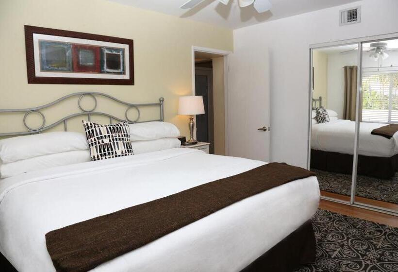 Suite 2 Dormitoris, The Cabanas Guesthouse & Spa   Gay Resort Catering To Gay Men