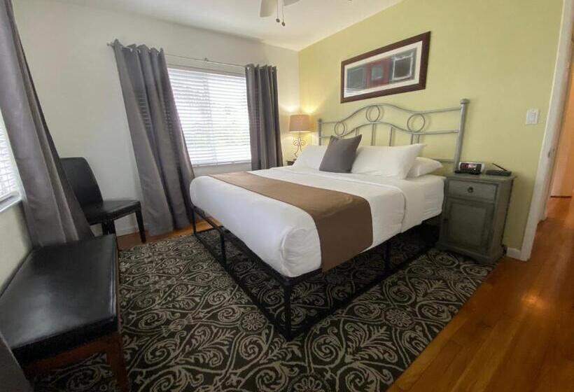 Люкс 2 Спальни, The Cabanas Guesthouse & Spa   Gay Resort Catering To Gay Men