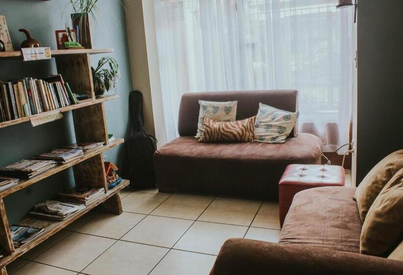 Номер Стандарт, Casa De Lis Hotel & Tourist Info Centre