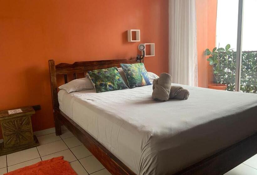 غرفة قياسية مزوَّدة بشُرفة, Casa De Lis Hotel & Tourist Info Centre