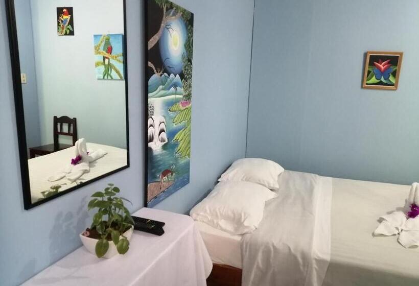 اتاق استاندارد با چشم‌انداز باغ, Monte Los Lirios Lodge