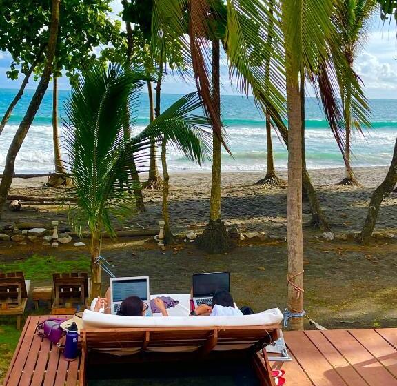 Четырехместный Номер Стандарт Вид на Море, Beachfront Vista Hermosa