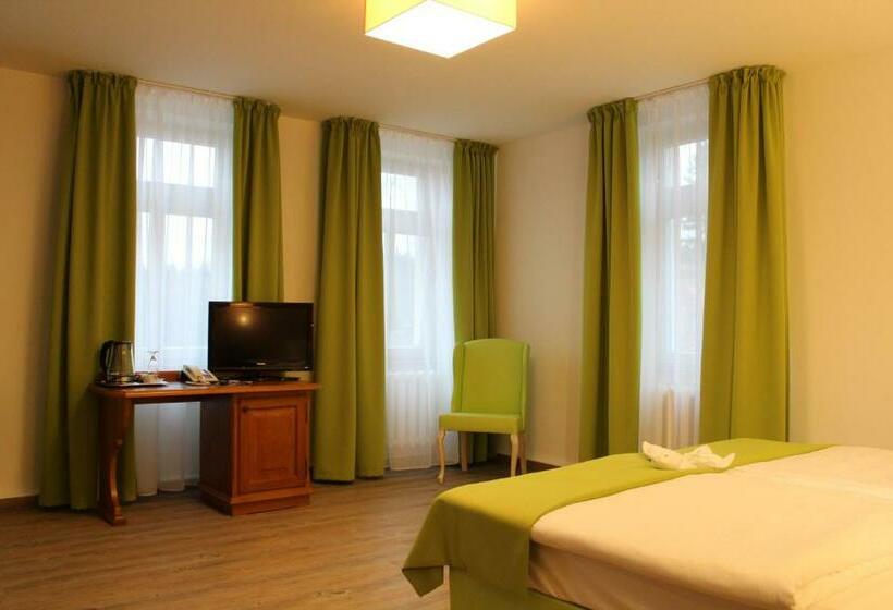 Quarto Estandar, Parkhotel Forsthaus