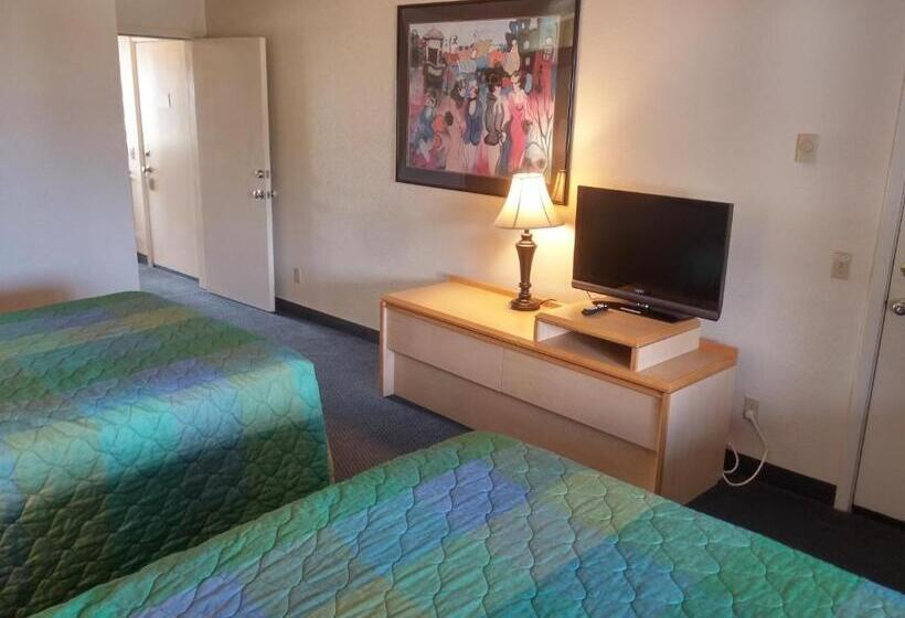 Люкс, Surfside Resort