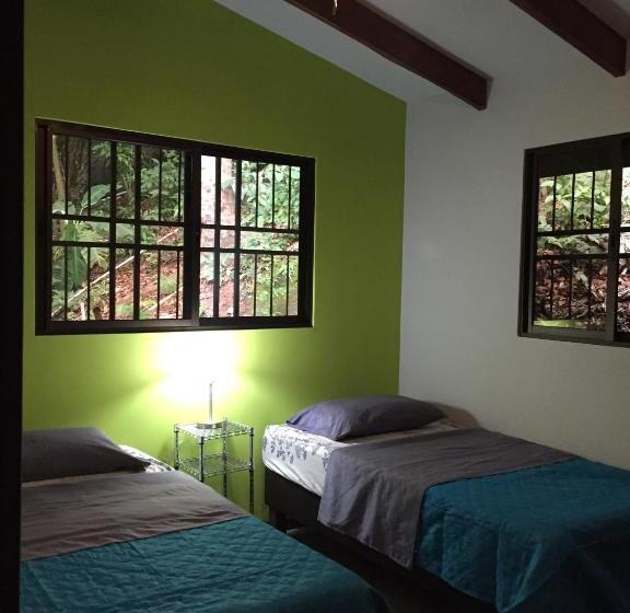 Дом 2 Спальни, Luz En El Cielo Eco B&b/hostel