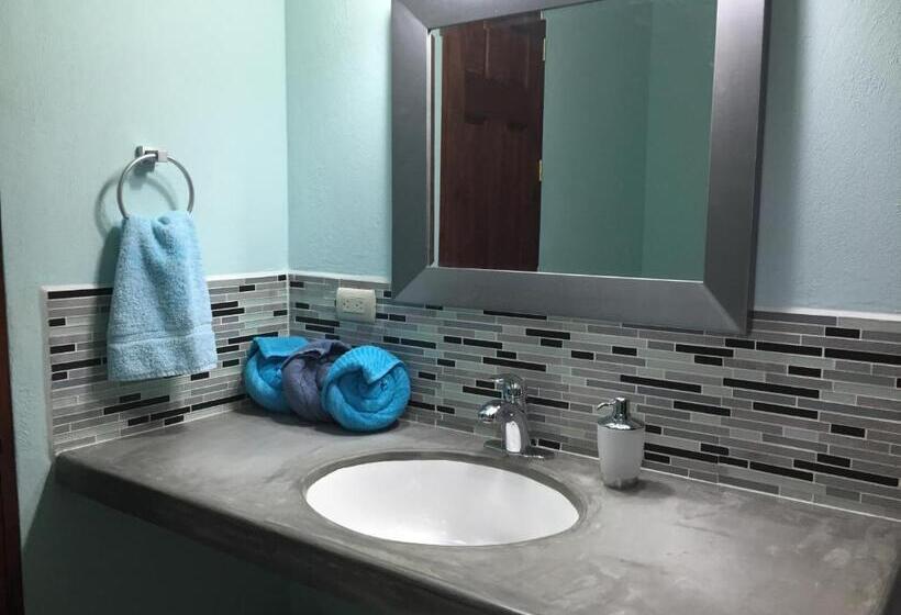 Дом 2 Спальни, Luz En El Cielo Eco B&b/hostel