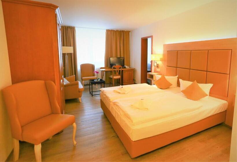 家庭套房, Parkhotel Forsthaus