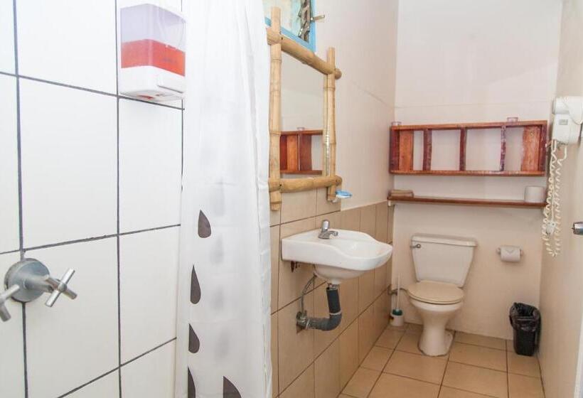 Семейный Номер Вид на Сад, Rustic Beach Front Hotel Brasilito