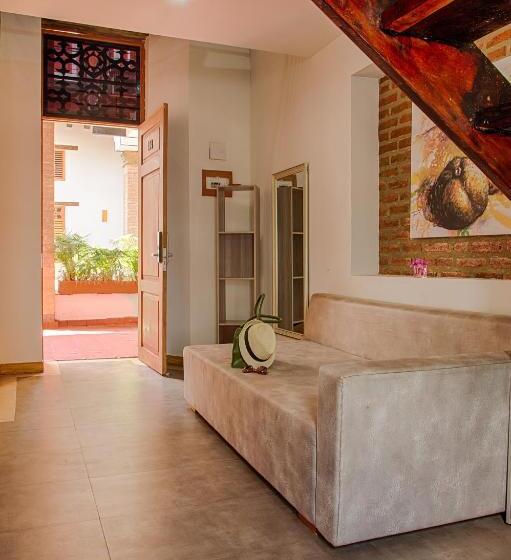 سوییت, Boutique Casa Carolina