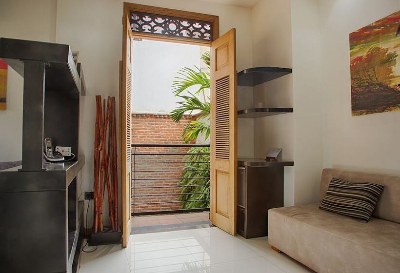 سوییت, Boutique Casa Carolina