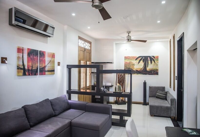سوییت, Boutique Casa Carolina