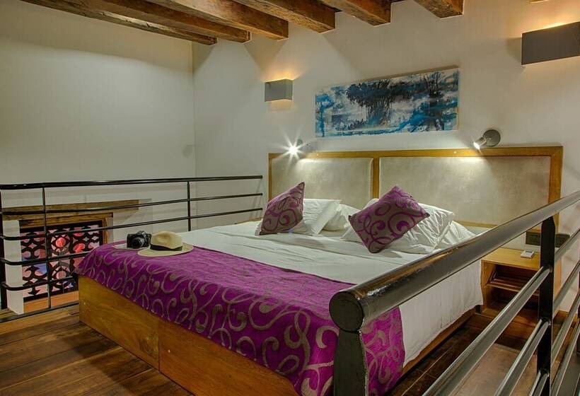 سوییت, Boutique Casa Carolina