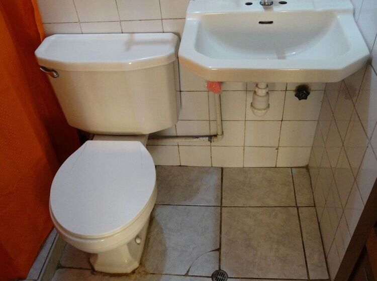 Номер Стандарт Трехместный, Presidente Inn   Hostel