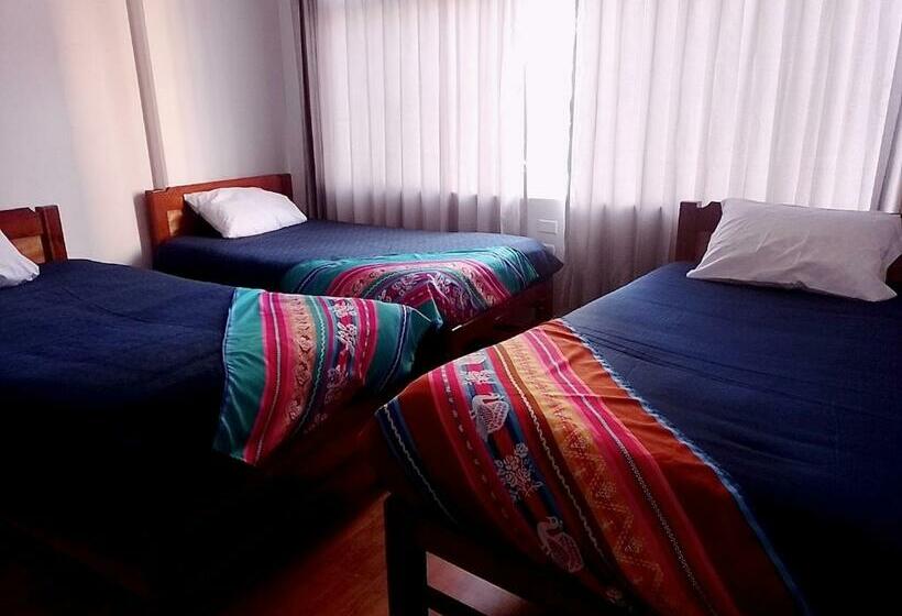 Номер Стандарт Трехместный, Presidente Inn   Hostel
