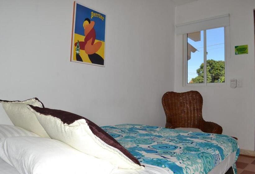 اتاق استاندارد یک نفره, Casa Crespo