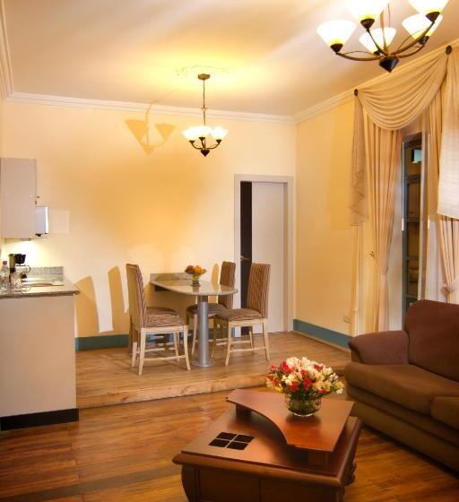 패밀리 스위트, Del Parque Hotel & Suites