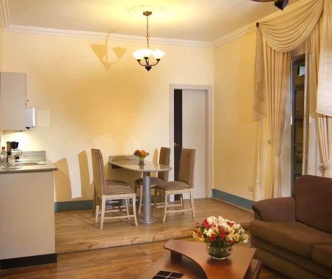 Quarto Quádruplo Estandar, Del Parque Hotel & Suites