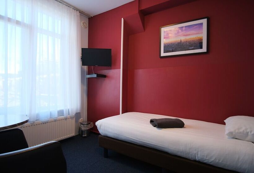 Quarto Estandar Individual, Abba