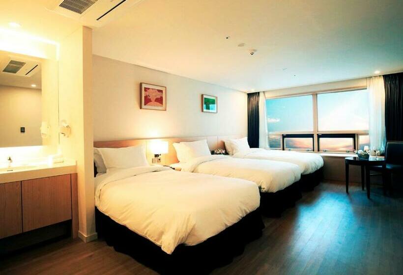 اتاق لوکس سه تخته, Best Western Jeju