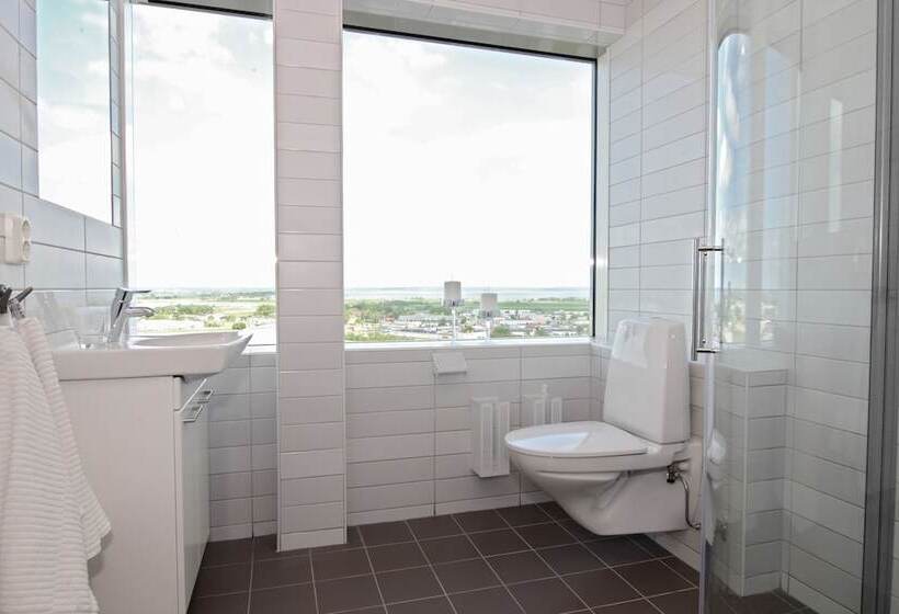 Апартаменты 2 Спальни, Sky Hotel Apartments Tornet