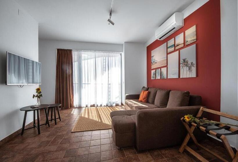Superior Studio Sea View, Apart Hotel Safir