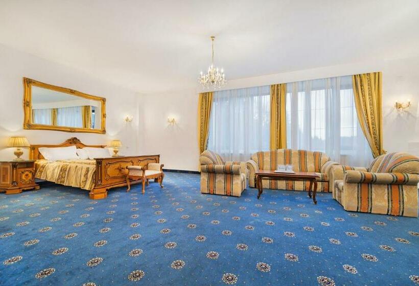 سوئیت پریمیوم, Aurelius Imparatul Romanilor Hotel & Spa