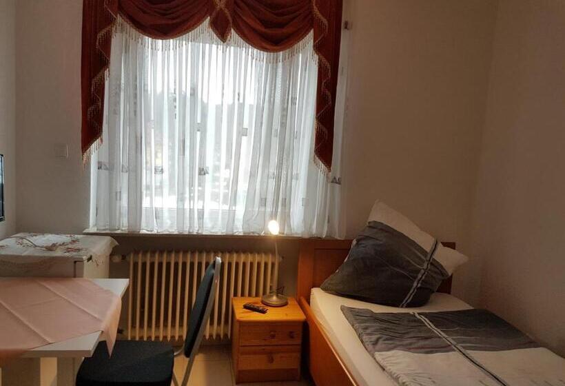 Номер Стандарт, Triebener Hof