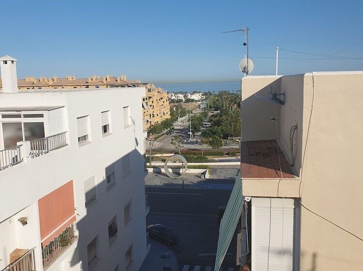 Четырехместный Номер Стандарт, Hostal Alicia