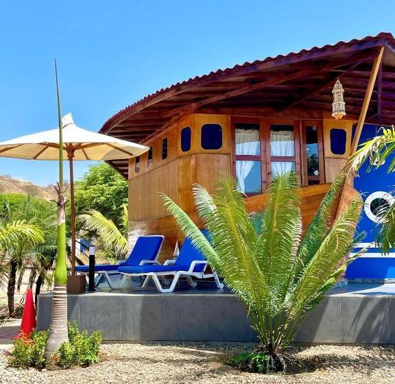 سوئیت با بالکن, Casa Playa Zorritos