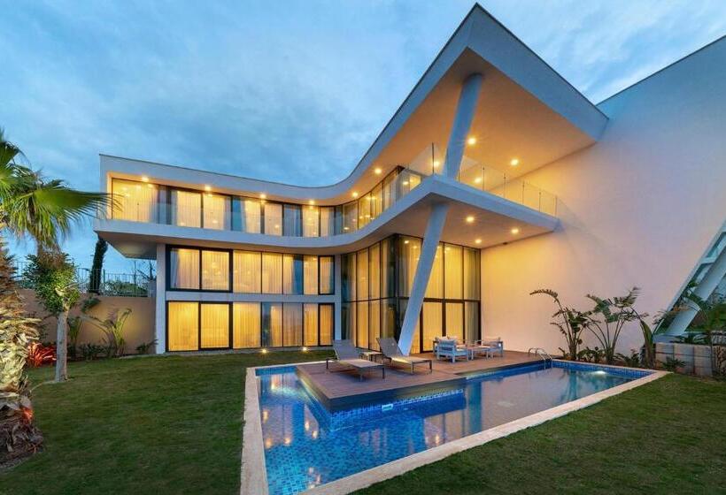 带4个卧室的别墅, Le Méridien Bodrum Beach Resort
