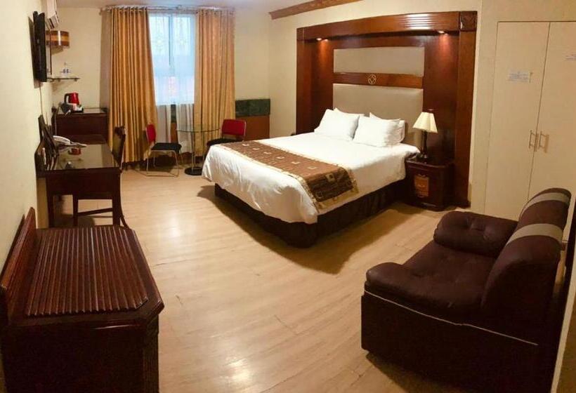 سوییت اجرایی, Oro Inn
