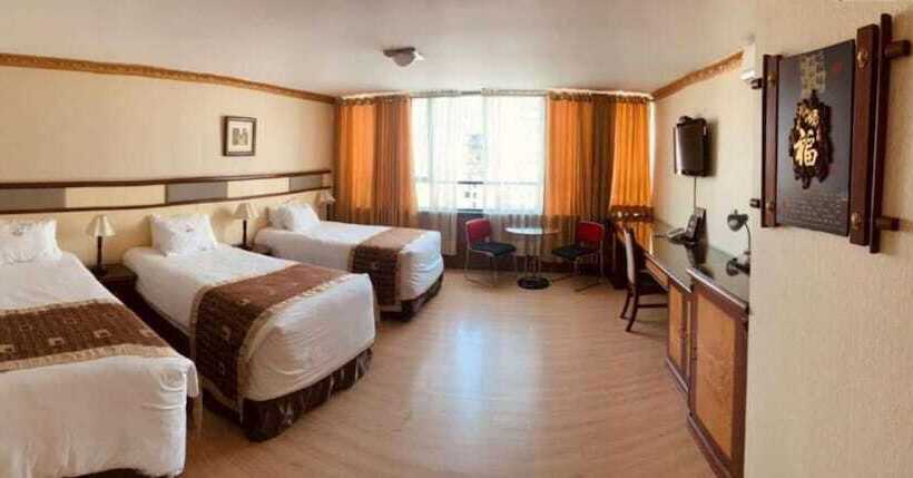 اتاق استاندارد سه نفره, Oro Inn