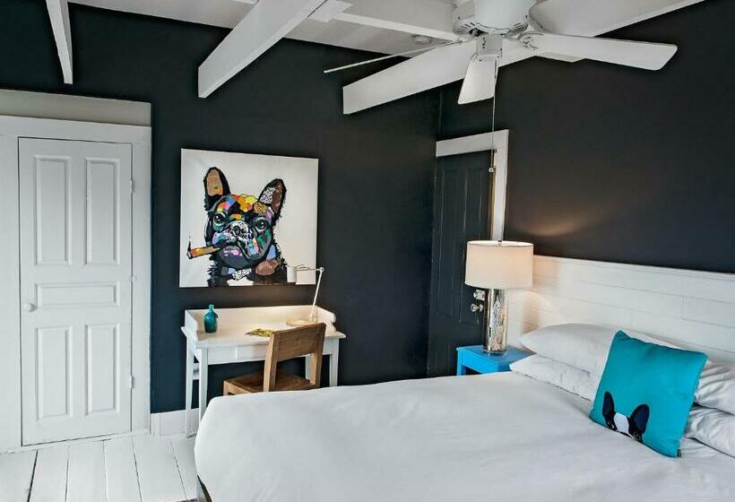 스탠다드 룸 킹사이즈 침대, The Waterford Inn