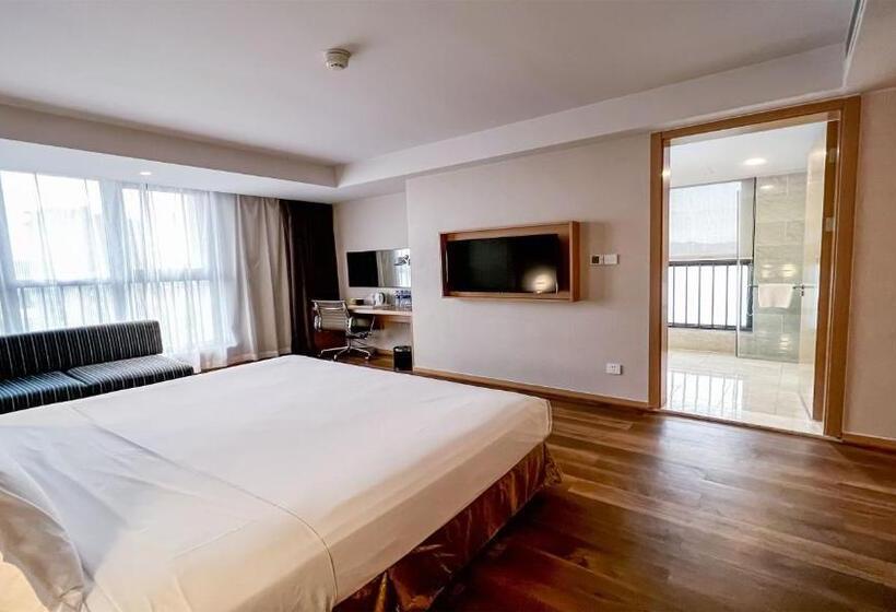 스위트, Holiday Inn Express Zhangjiakou Park View